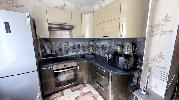 
  Продается 1-комн. квартира, 37.5 м², 2-й (4 мкр.) кв-л, д. 203
. Фото 1.