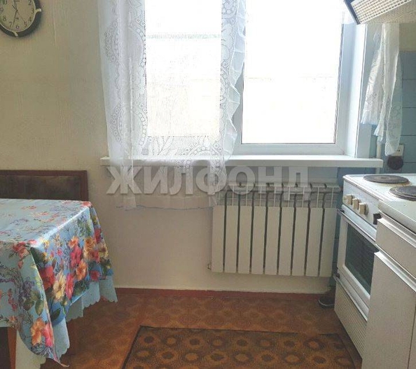 
   Продам 3-комнатную, 57.7 м², Листвянская ул, 27

. Фото 2.