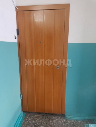 
   Продам 3-комнатную, 57.7 м², Листвянская ул, 27

. Фото 11.