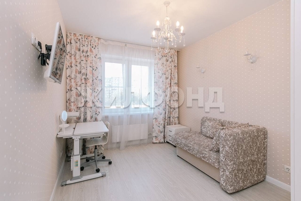 
   Продам 3-комнатную, 74.1 м², Приморская ул, 10/1

. Фото 3.