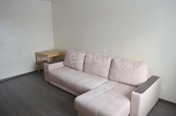 
  Сдается 2-комн. квартира, 53 м², Большевистская ул, д. 114
. Фото 1.