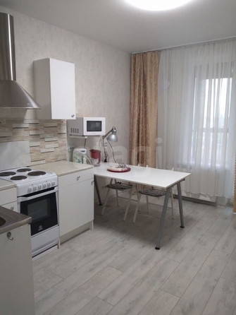 
  Сдается 1-комн. квартира, 41 м², Закаменский мкр, д. 22
. Фото 2.
