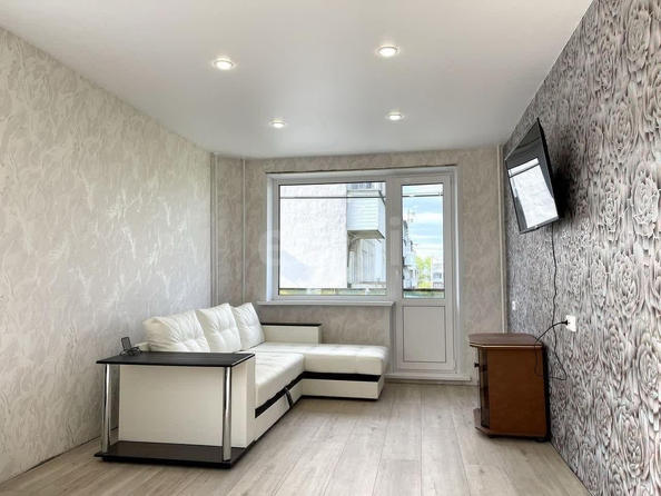 
  Продается 3-комн. квартира, 60.3 м², Невельского ул, д. 83
. Фото 9.