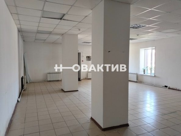 
  Продается универсальное помещение, 443 м², Октябрьская ул, д. 8
. Фото 7.