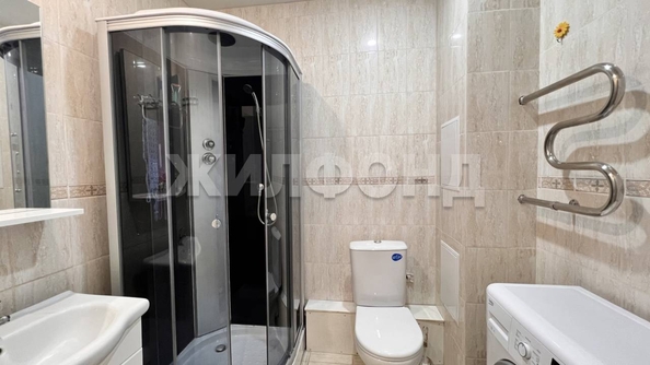 
  Продается 1-комн. квартира, 37.2 м², Романтиков ул, д. 4
. Фото 7.