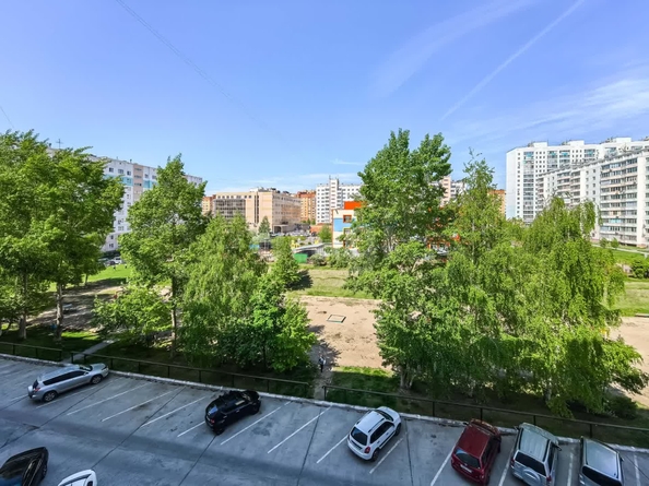 
  Продается 3-комн. квартира, 66.7 м², Свечникова ул, д. 2
. Фото 22.
