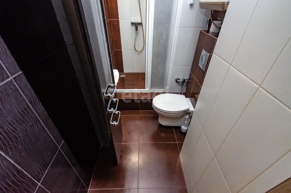 
  Продается 2-комн. квартира, 66 м², Романова ул, д. 60
. Фото 19.
