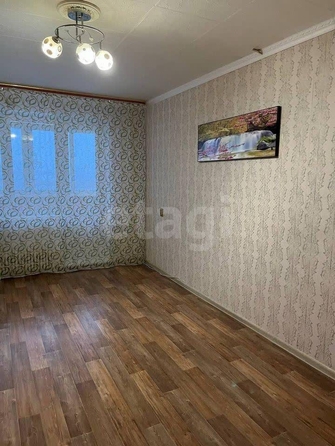 
  Продается 2-комн. квартира, 43.8 м², Есенина ул, д. 21
. Фото 2.