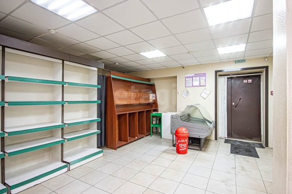 
  Сдается торговая площадь, 70.6 м², Красный Факел ул, д. 24а
. Фото 1.