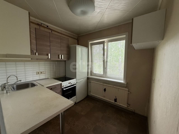 
  Продается 2-комн. квартира, 43.3 м², Новогодняя ул, д. 12
. Фото 2.