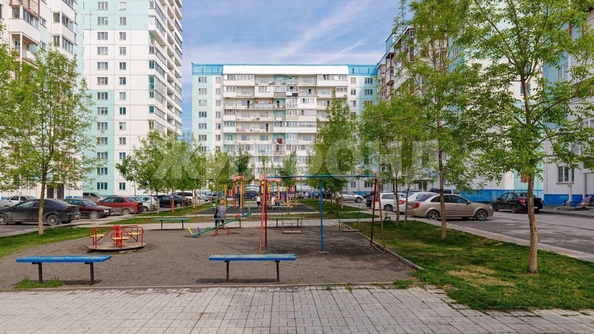 
  Продается студия, 32.4 м², Татьяны Снежиной ул, д. 31
. Фото 3.