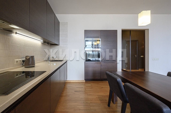 
  Продается 3-комн. квартира, 77 м², Державина ул, д. 77/1
. Фото 12.