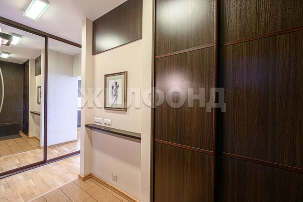 
  Продается 3-комн. квартира, 77 м², Державина ул, д. 77/1
. Фото 24.