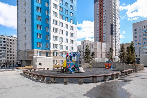
  Продается 3-комн. квартира, 77 м², Державина ул, д. 77/1
. Фото 40.