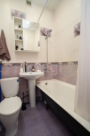 
  Продается 1-комн. квартира, 36 м², Петухова ул, д. 6/4
. Фото 8.