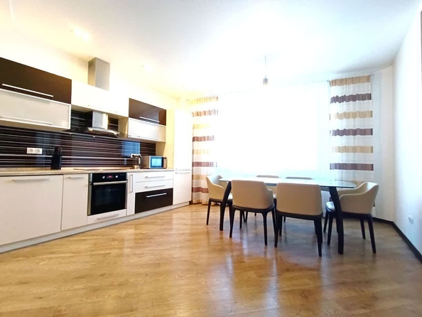 
  Сдается 3-комн. квартира, 125 м², Ядринцевская ул, д. 18
. Фото 11.