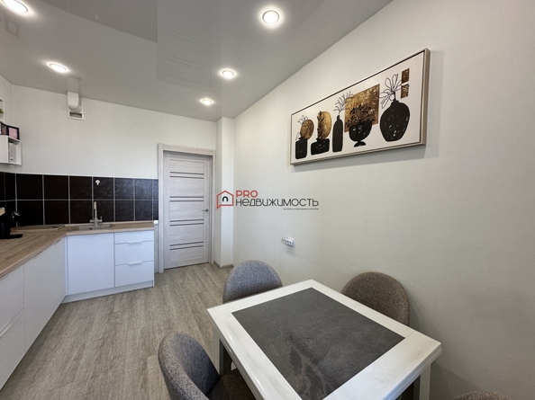
  Продается 3-комн. квартира, 89.9 м², ЖК 25 лет октября, дом 2
. Фото 8.