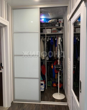 
  Продается 2-комн. квартира, 53 м², Зеленая ул, д. 27
. Фото 12.