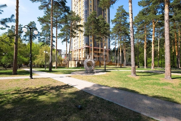 
  Продается 3-комн. квартира, 127.3 м², Богдана Хмельницкого ул, д. 11/3
. Фото 38.