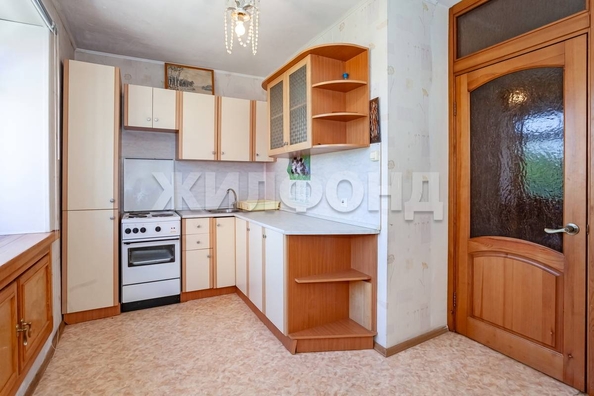 
  Продается 3-комн. квартира, 65 м², Попова ул, д. 4
. Фото 1.