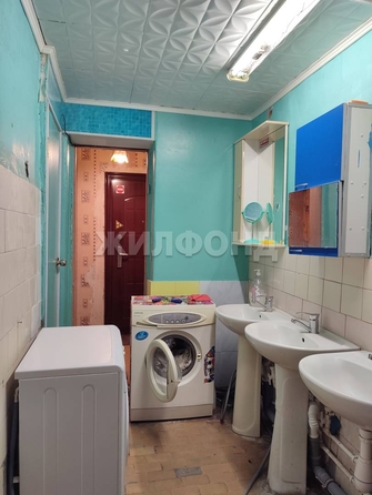 
  Продается комната, 12.8 м², Сухарная ул, д. 70
. Фото 9.