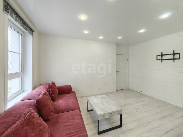 
  Продается 3-комн. квартира, 72 м², Дунаевского ул, д. 14
. Фото 6.