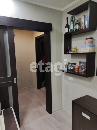 
  Продается 2-комн. квартира, 75 м², В. Высоцкого ул, д. 64
. Фото 9.