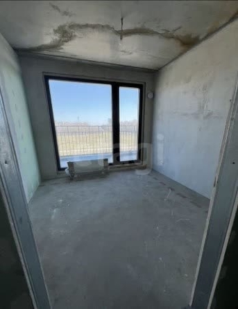 
  Продается 2-комн. квартира, 74.9 м², 3-й микрорайон, д. 1
. Фото 11.