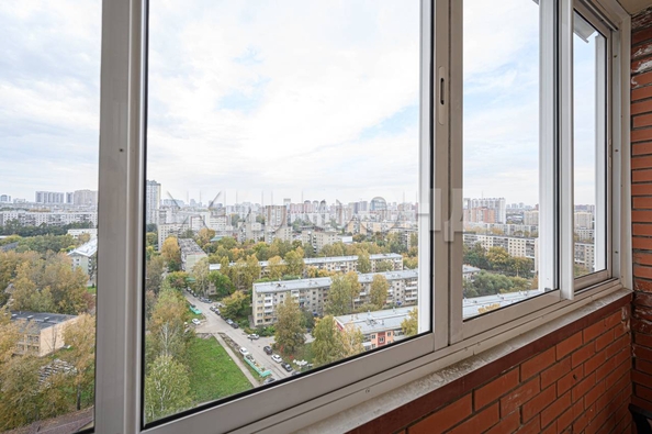 
  Продается 1-комн. квартира, 34.8 м², Бориса Богаткова ул, д. 260/1
. Фото 2.