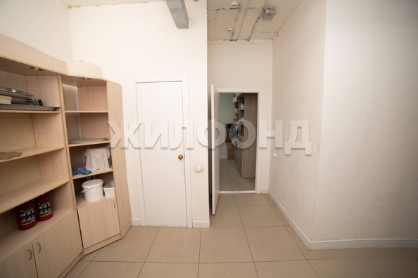 
  Продается 3-комн. квартира, 153.6 м², 2-й (4 мкр.) кв-л, д. 246
. Фото 15.