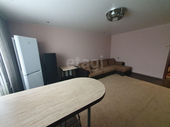 
  Сдается 1-комн. квартира, 53 м², В. Высоцкого ул, д. 64
. Фото 3.