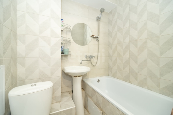 
  Продается 1-комн. квартира, 32.5 м², Титова ул, д. 276
. Фото 13.