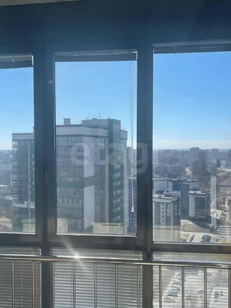 
  Продается 2-комн. квартира, 67 м², Танковая ул, д. 36
. Фото 5.