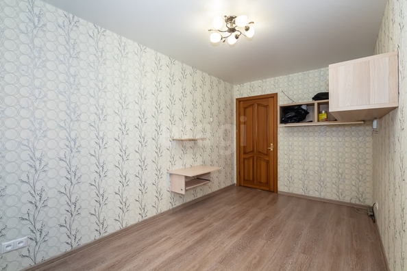 
  Продается 3-комн. квартира, 60 м², Российская ул, д. 26
. Фото 2.