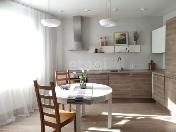 
  Продается 1-комн. квартира, 43.3 м², Фрунзе ул, д. 230
. Фото 2.