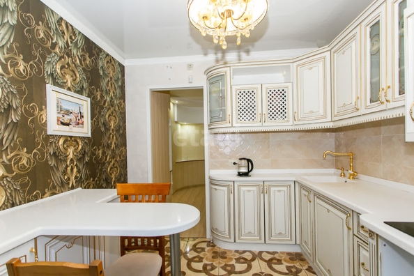 
  Продается 4-комн. квартира, 77.1 м², Тульская ул, д. 90
. Фото 4.