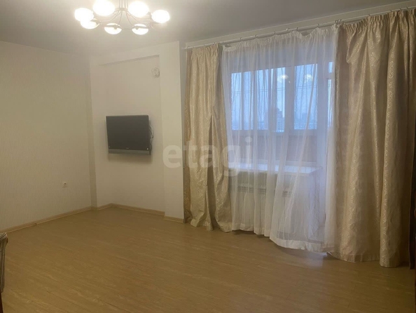
  Сдается 3-комн. квартира, 75 м², Каменская ул, д. 56/2
. Фото 13.