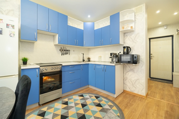 
  Продается 1-комн. квартира, 39.7 м², Забалуева ул, д. 90
. Фото 7.