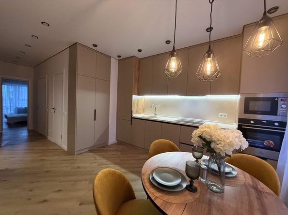 
  Сдается 2-комн. квартира, 64.7 м², Николая Островского ул
. Фото 1.