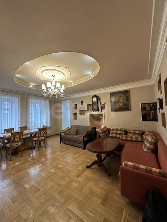 
  Сдается 3-комн. квартира, 123.5 м², Крылова ул, д. 28/1
. Фото 3.