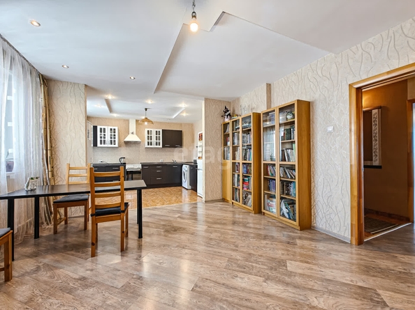 
  Продается 4-комн. квартира, 128 м², Бориса Богаткова ул, д. 65
. Фото 6.