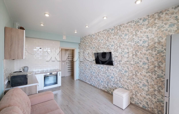 
  Продается 1-комн. квартира, 39.5 м², Райсовета пл, д. 8
. Фото 9.