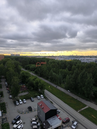 
  Продается 1-комн. квартира, 35.6 м², Петухова ул, д. 122/3
. Фото 5.