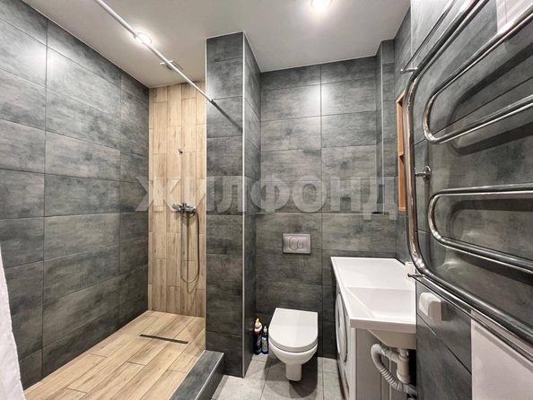 
  Продается 2-комн. квартира, 76.8 м², Беловежская ул, д. 6/1
. Фото 10.