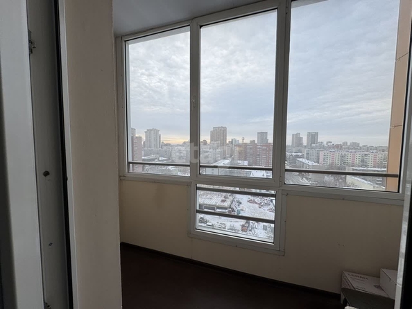 
  Сдается 1-комн. квартира, 38 м², Крылова ул, д. 64/1
. Фото 27.