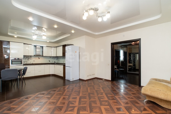 
  Продается 3-комн. квартира, 102 м², Степная ул, д. 6
. Фото 2.