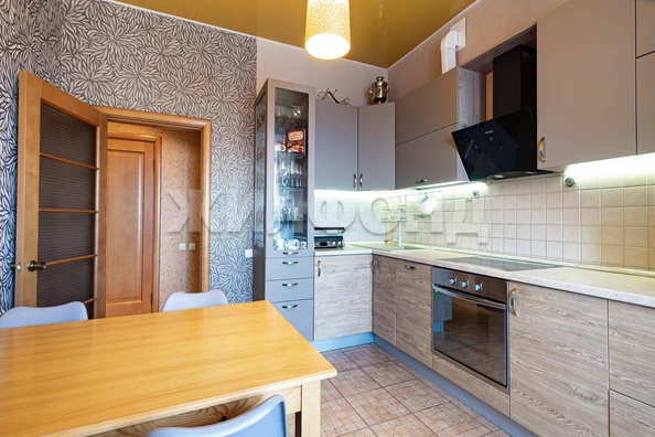 
  Продается 2-комн. квартира, 62 м², Крылова ул, д. 28/1
. Фото 5.