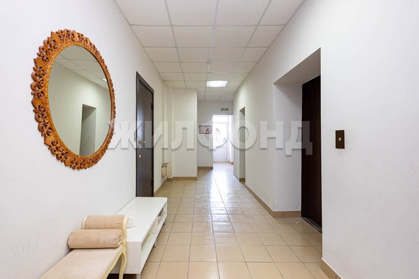 
  Продается 2-комн. квартира, 62 м², Крылова ул, д. 28/1
. Фото 30.