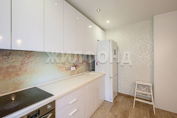 
  Продается 3-комн. квартира, 61.5 м², Сибирская ул, д. 51
. Фото 6.