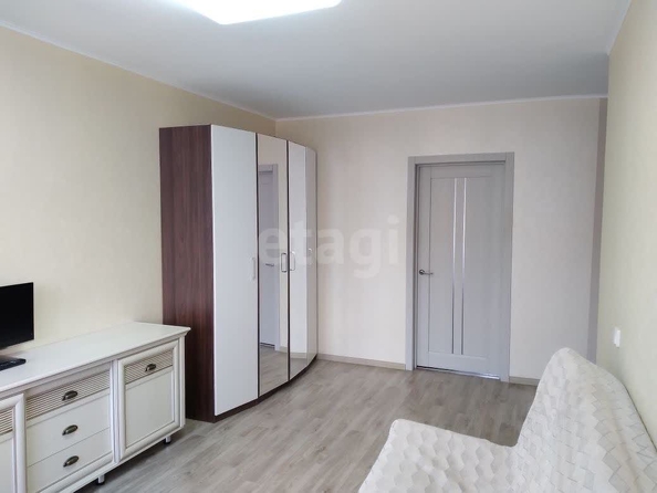 
  Продается 3-комн. квартира, 62 м², Адриена Лежена ул, д. 11
. Фото 4.